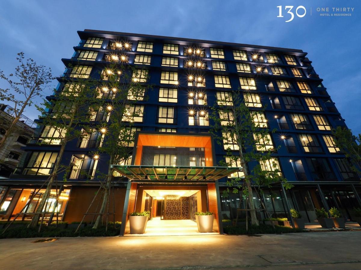 130 Hotel & Residence Банкок Екстериор снимка