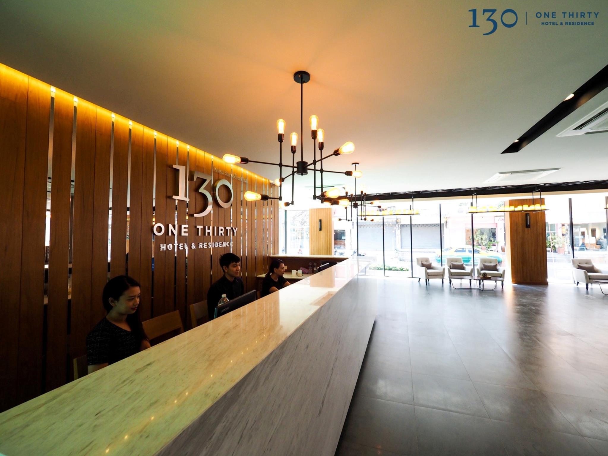 130 Hotel & Residence Банкок Екстериор снимка