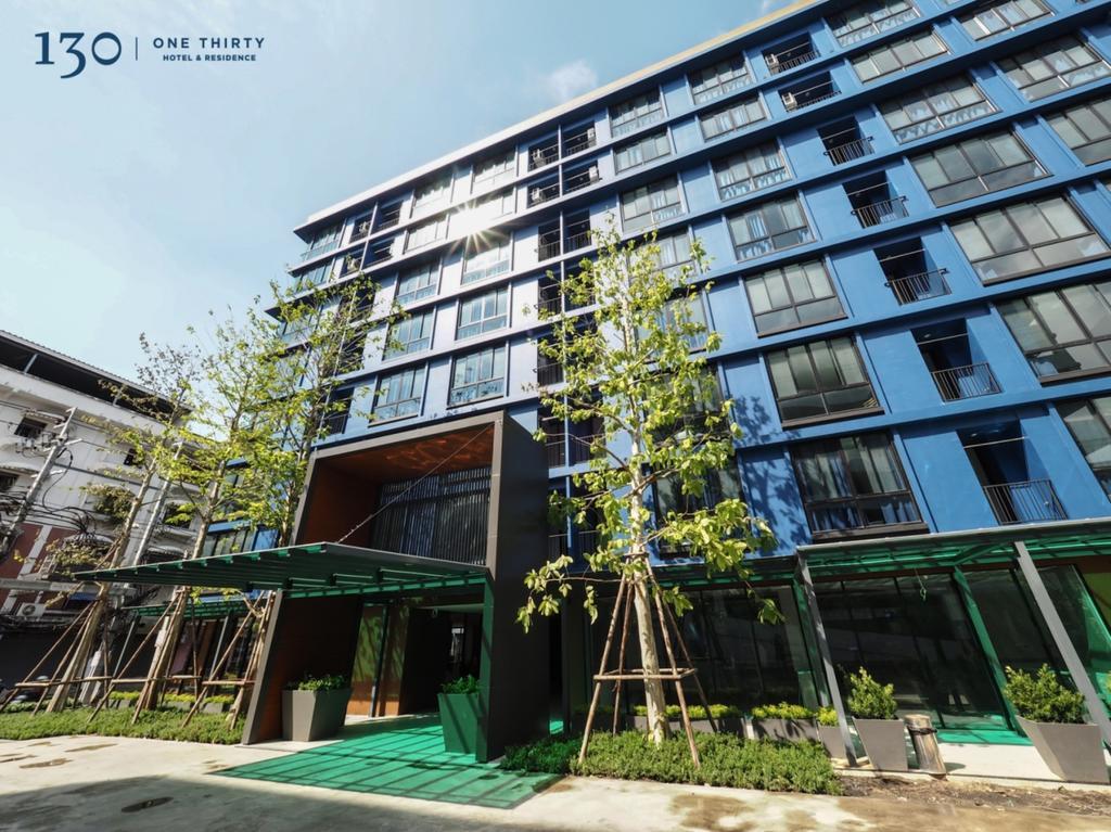 130 Hotel & Residence Банкок Екстериор снимка