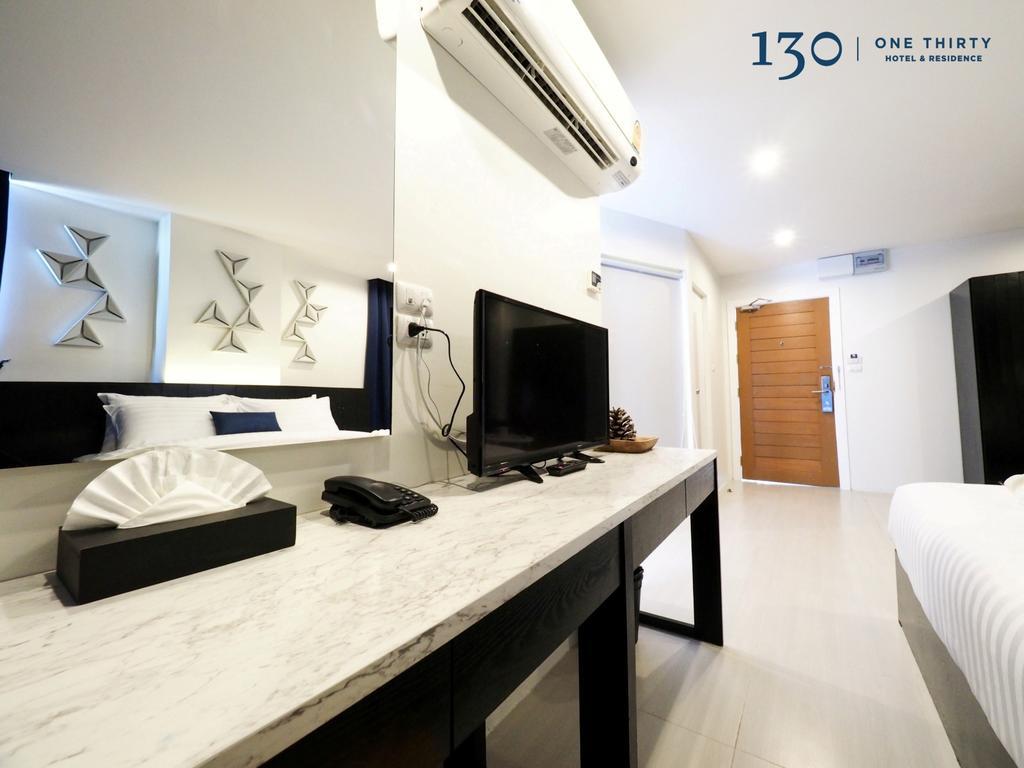 130 Hotel & Residence Банкок Екстериор снимка